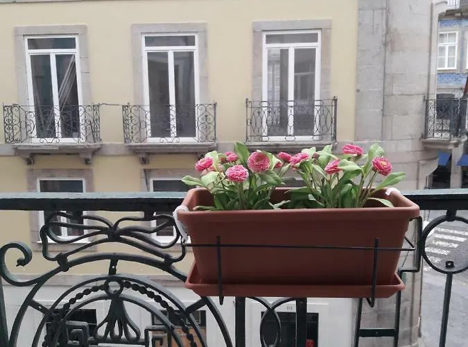 διαμέρισμα 75 τ.μ. με 2 υπνοδωμάτιο/α και 1 ιδιωτικό/ά μπάνιο/α σε παλιά πόλη